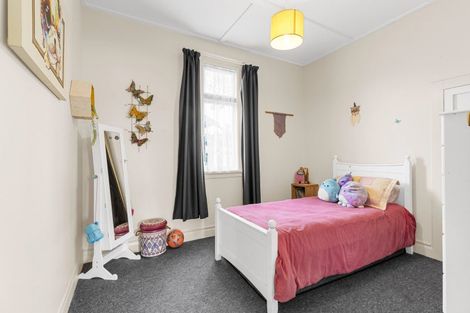Photo of property in 58 Featherston Street, Takaro, Palmerston North, 4412