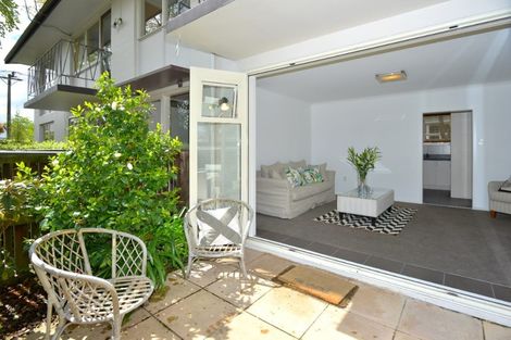 Photo of property in 2/78 Holly Road, St Albans, Christchurch, 8014