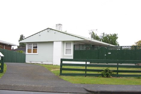 Photo of property in 34 Rosehill Drive, Rosehill, Papakura, 2113
