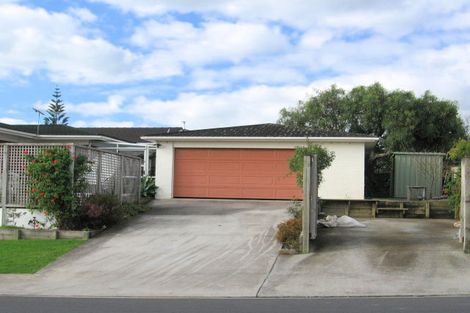 Photo of property in 3 The Link, Howick, Auckland, 2010