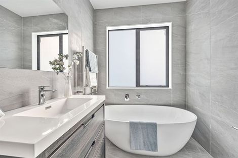 Photo of property in 5 Booker Drive, Tuakau, 2121