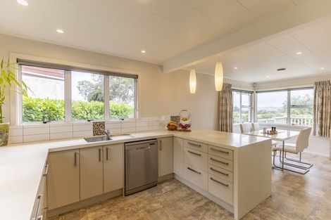 Photo of property in 10 Domain Road, Waipawa, 4210