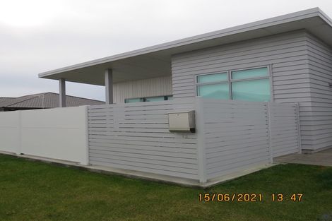 Photo of property in 13 Grooby Place, Havelock North, 4130