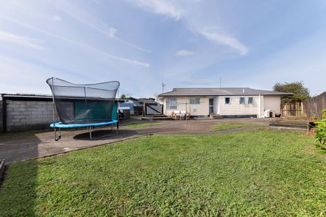 Photo of property in 5 Eversham Road, Mount Maunganui, 3116