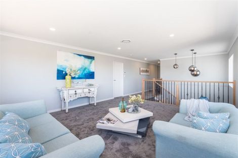 Photo of property in 15 Tawatawa Street, Long Bay, Auckland, 0630