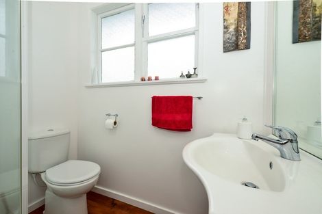 Photo of property in 104 Fairfield Road, Fairfield, Hamilton, 3214