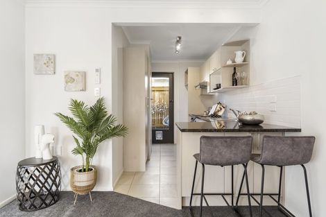 Photo of property in 3/58 Amaru Road, One Tree Hill, Auckland, 1061
