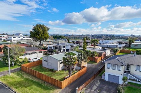 Photo of property in 65 Coopers Road, Dallington, Christchurch, 8061