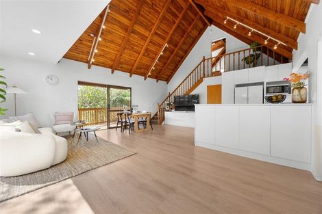 Photo of property in 1276a New North Road, Avondale, Auckland, 1026