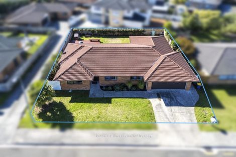 Photo of property in 33 South Kensington Way, Henderson, Auckland, 0612