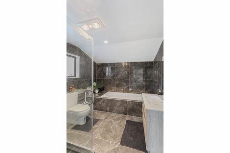 Photo of property in 127a Puhinui Road, Papatoetoe, Auckland, 2104