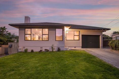 Photo of property in 212 Rosetta Road, Raumati South, Paraparaumu, 5032