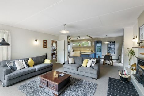 Photo of property in 33 Wright Street, Wainuiomata, Lower Hutt, 5014