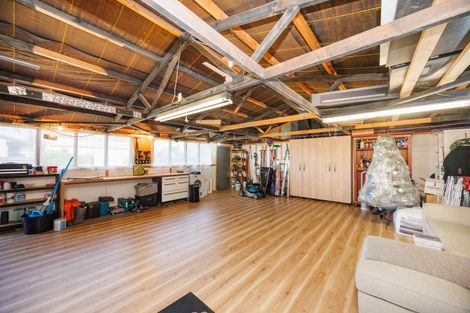 Photo of property in 20 Cargill Grove, Kelvin Grove, Palmerston North, 4414