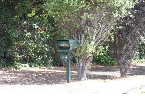 Photo of property in 44 Clarence Road, Northcote Point, Auckland, 0627