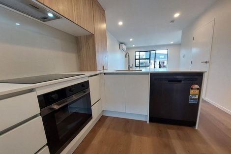 Photo of property in 7/474 West Coast Road, Glen Eden, Auckland, 0602