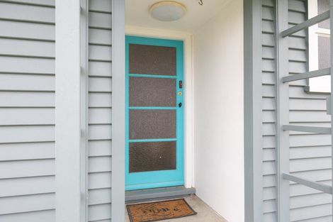 Photo of property in 38 Crewe Crescent, Hokowhitu, Palmerston North, 4410