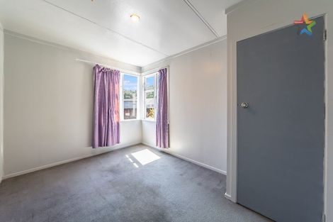 Photo of property in 25 Petherick Street, Taita, Lower Hutt, 5011