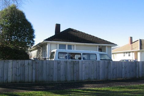 Photo of property in 3 Thames Street, Roslyn, Palmerston North, 4414