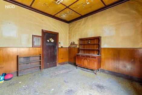 Photo of property in 1 Athol Place, Ravensbourne, Dunedin, 9022