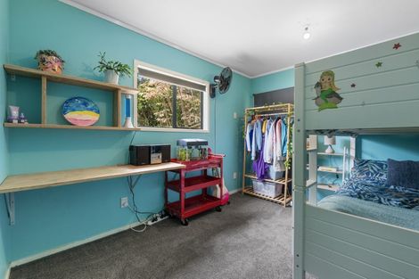 Photo of property in 1141 Scenic Drive North, Swanson, Auckland, 0816