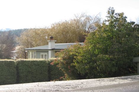 Photo of property in 73 Manuka Crescent, Wanaka, 9305