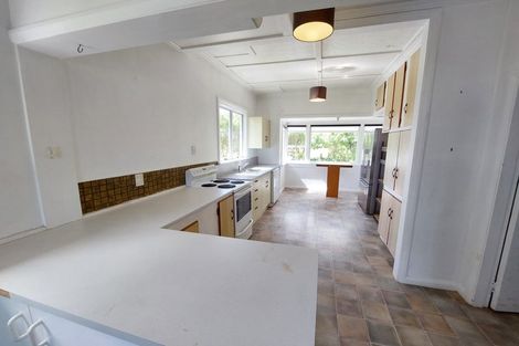 Photo of property in 122 Wortley Road, Lepperton, New Plymouth, 4373