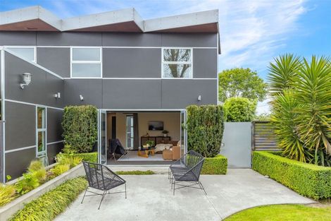 Photo of property in 51 Oxley Avenue, St Albans, Christchurch, 8014
