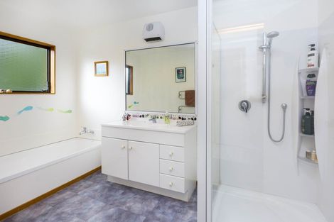 Photo of property in 41 Dalton Grove, Stokes Valley, Lower Hutt, 5019