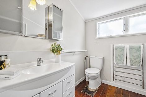 Photo of property in 13 Anne Street, Devonport, Auckland, 0624