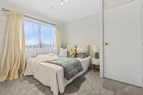 Photo of property in 28a Vincent Street, Howick, Auckland, 2014
