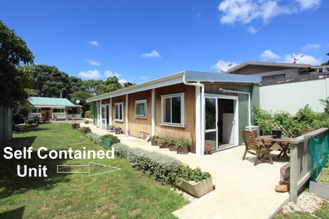 Photo of property in 68 Wallis Street, Raglan, 3225