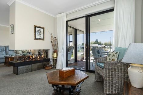 Photo of property in 2 Vesey Drive, Katikati, 3129