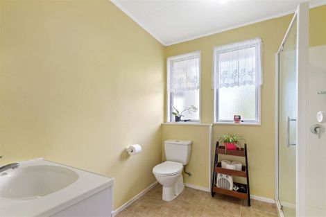 Photo of property in 2/146a Don Buck Road, Massey, Auckland, 0614