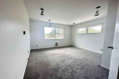 Photo of property in 86 Marlborough Avenue, Glenfield, Auckland, 0629