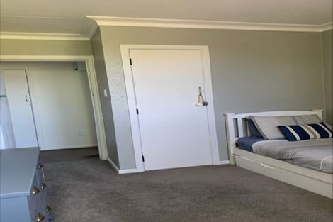 Photo of property in 50 Kilmarnock Street, Wallacetown, 9816