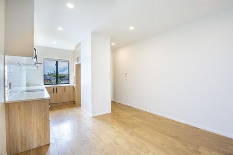 Photo of property in 31 Tapuwae Way, Mangere Bridge, Auckland, 2022