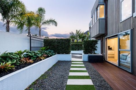 Photo of property in 8a Rarere Road, Hauraki, Auckland, 0622