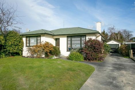 Photo of property in 2 Hendon Place, West End, Palmerston North, 4412