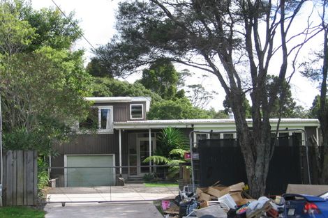 Photo of property in 115 Atkinson Road, Titirangi, Auckland, 0604