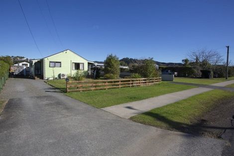 Photo of property in 215a Kiwi Road, Whangamata, 3620