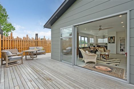 Photo of property in 131 Lincoln Road, Carterton, 5713