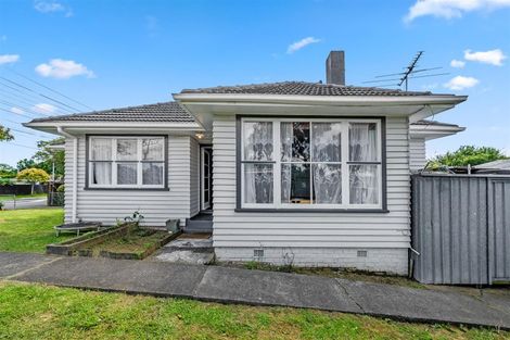 Photo of property in 63 Hepburn Road, Glendene, Auckland, 0602