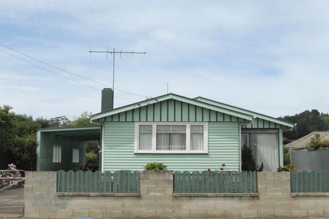 Photo of property in 10 Glasgow Crescent, Kaiti, Gisborne, 4010