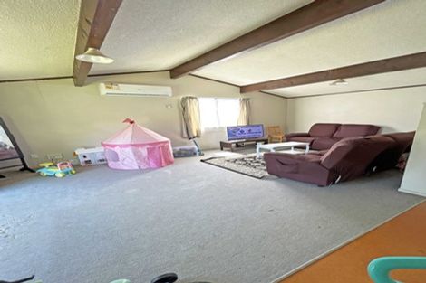 Photo of property in 61 Carrington Avenue, Silverdale, Hamilton, 3216