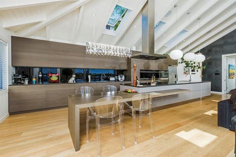 Photo of property in 11 Eric Price Avenue, Takapuna, Auckland, 0620