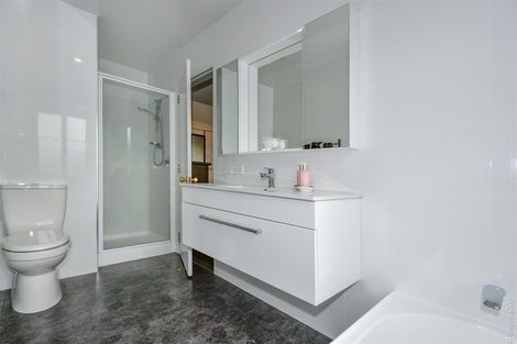 Photo of property in 53 Hawkesbury Avenue, St Albans, Christchurch, 8014