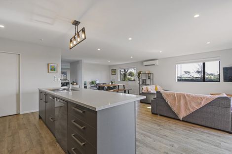 Photo of property in 22 Minerva Crescent, Woodend, 7610