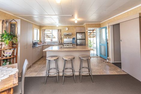 Photo of property in 106 Hinau Street, Castlecliff, Whanganui, 4501