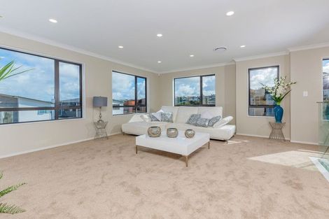 Photo of property in 19 Brickworks Bay Road, Hobsonville, Auckland, 0618